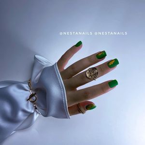 Image post by @nestanails on Instagram