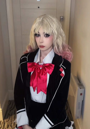 Video post by @ember.w0lf on TikTok