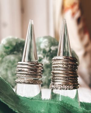 Image post by @maejeanvintage on Instagram