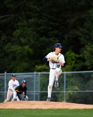Image post by @uoftbaseball on Instagram