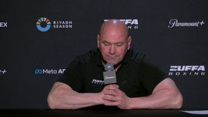 Video post by @zuffaboxing on Facebook