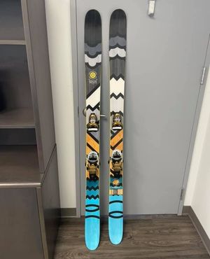 Image post by @j_skis on Instagram