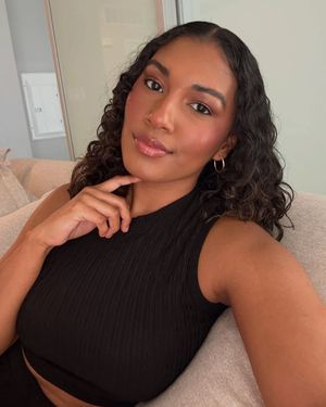 Image post by @elfcosmetics on Instagram
