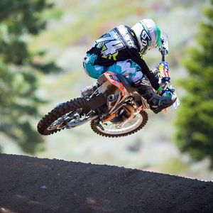 Image post by @racerxonline on Instagram