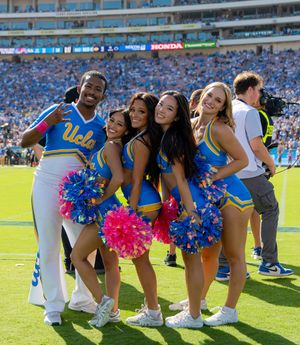 Image post by @uclaspiritsquad on Instagram