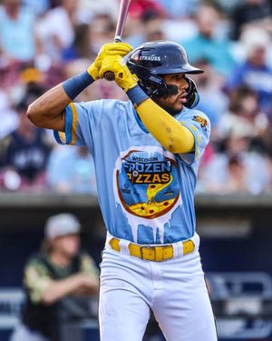 Image post by @WisconsinTimberRattlers on Facebook