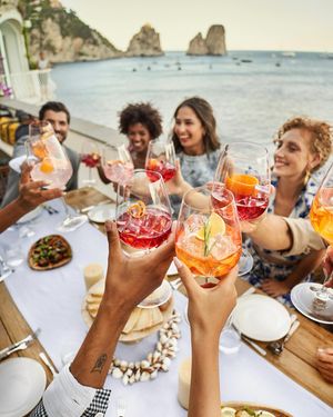 Image post by @delola on Instagram