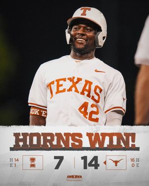 Image post by @TexasBaseball on Twitter