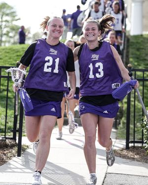 Image post by @hpuwlax on Instagram