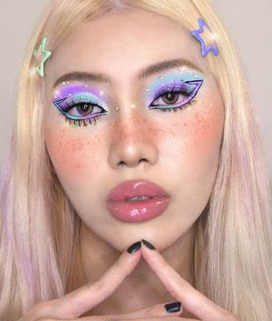 Image post by @serenaaide on Instagram