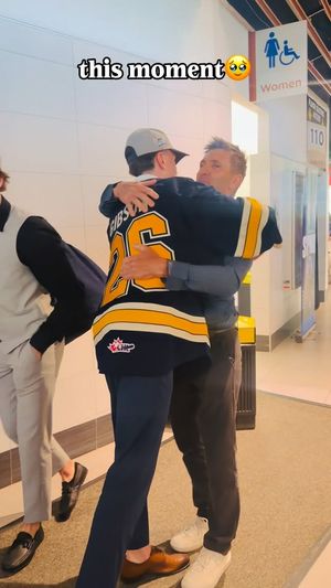 Video post by @erieotters on Instagram