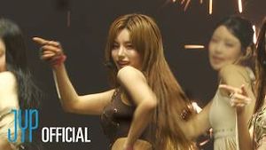 Video post by @itzy on YouTube