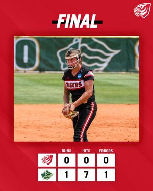 Image post by @UWAAthletics on Twitter