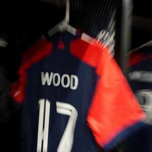 Image post by @NERevolution on Twitter