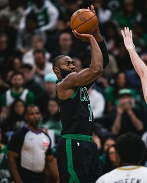 Image post by @osceltics on Instagram