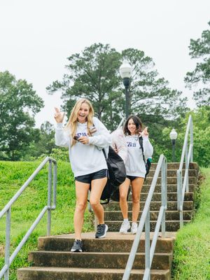 Image post by @sfa_tennis on Instagram