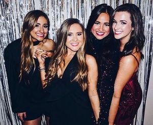Image post by @uapanhellenic on Instagram