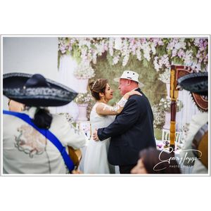 Image post by @gary.tapp.yourweddingmoments on Instagram