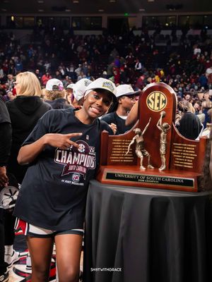 Image post by @shotwithgrace on Instagram