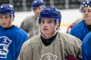 Image post by @bucshockey on Instagram