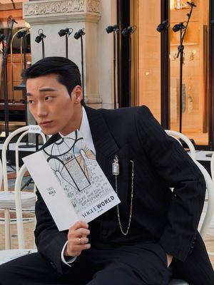 Image post by @voguetaiwan on Instagram