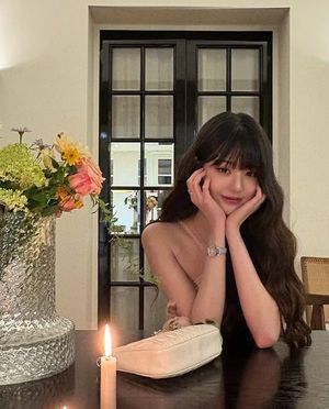 Image post by @ellemenhk on Instagram