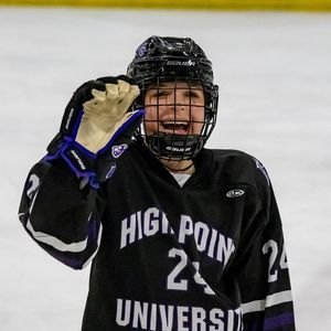 Image post by @hpuwomenshockey on Instagram