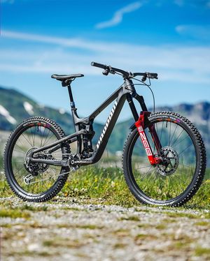 Image post by @wolf.mtb on Instagram
