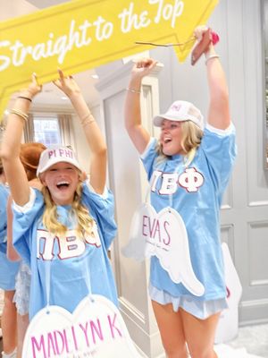 Image post by @uapibetaphi on Instagram