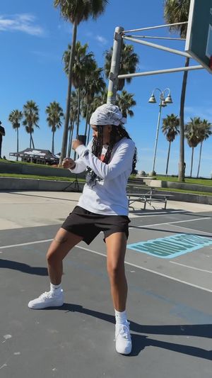 Video post by @auntienae95 on Instagram