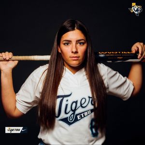 Image post by @etbu_softball on Instagram