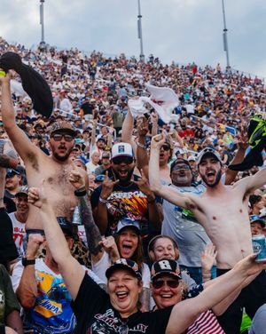 Image post by @nashvillesuperspeedway on Instagram