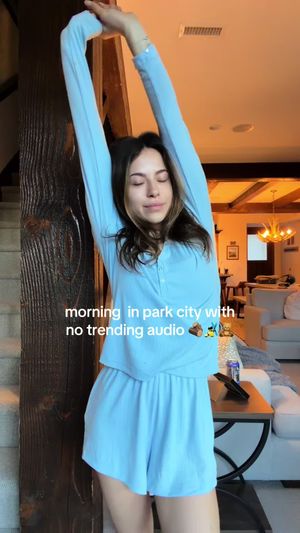 Video post by @anyaweitz on TikTok