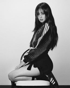 Image post by @ellemenhk on Instagram