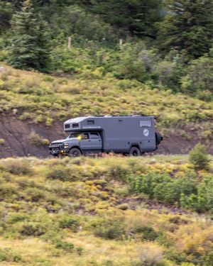 Image post by @earthroamer on Instagram