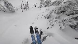 Video post by @j_skis on Instagram