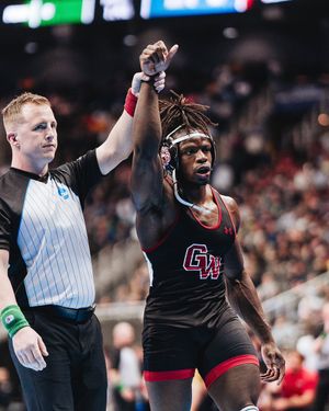 Image post by @GWUWrestling on Twitter