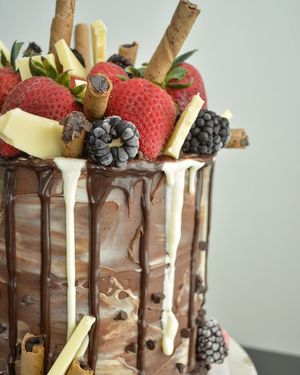 Image post by @theblondewhobakes on Instagram
