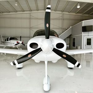 Image post by @statureaviation on Instagram