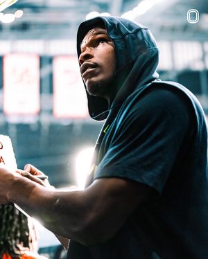 Image post by @haleysalv on Instagram