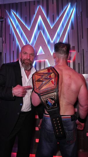 Image post by @TripleH on Twitter