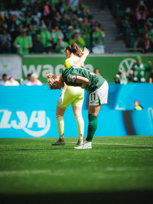Image post by @vfl.wolfsburg.frauen on Instagram