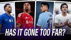 Video post by @bizofsport on YouTube