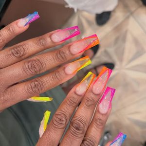 Image post by @exonailbar on Facebook