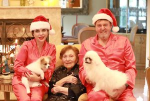 Image post by @dr.azita_sayan on Instagram