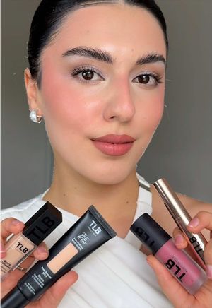 Video post by @thelipbar on TikTok