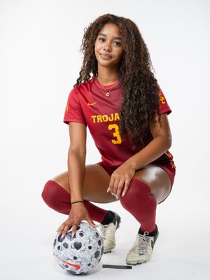 Image post by @uscwsoccer on Instagram