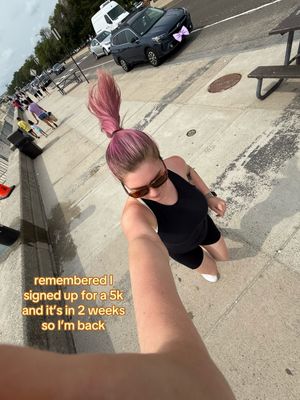 Video post by @badatliv on TikTok