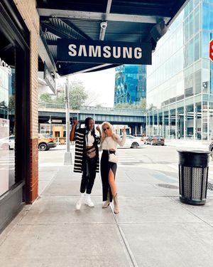 Image post by @downtownchicmoms on Instagram
