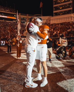 Image post by @texasfootball on Instagram